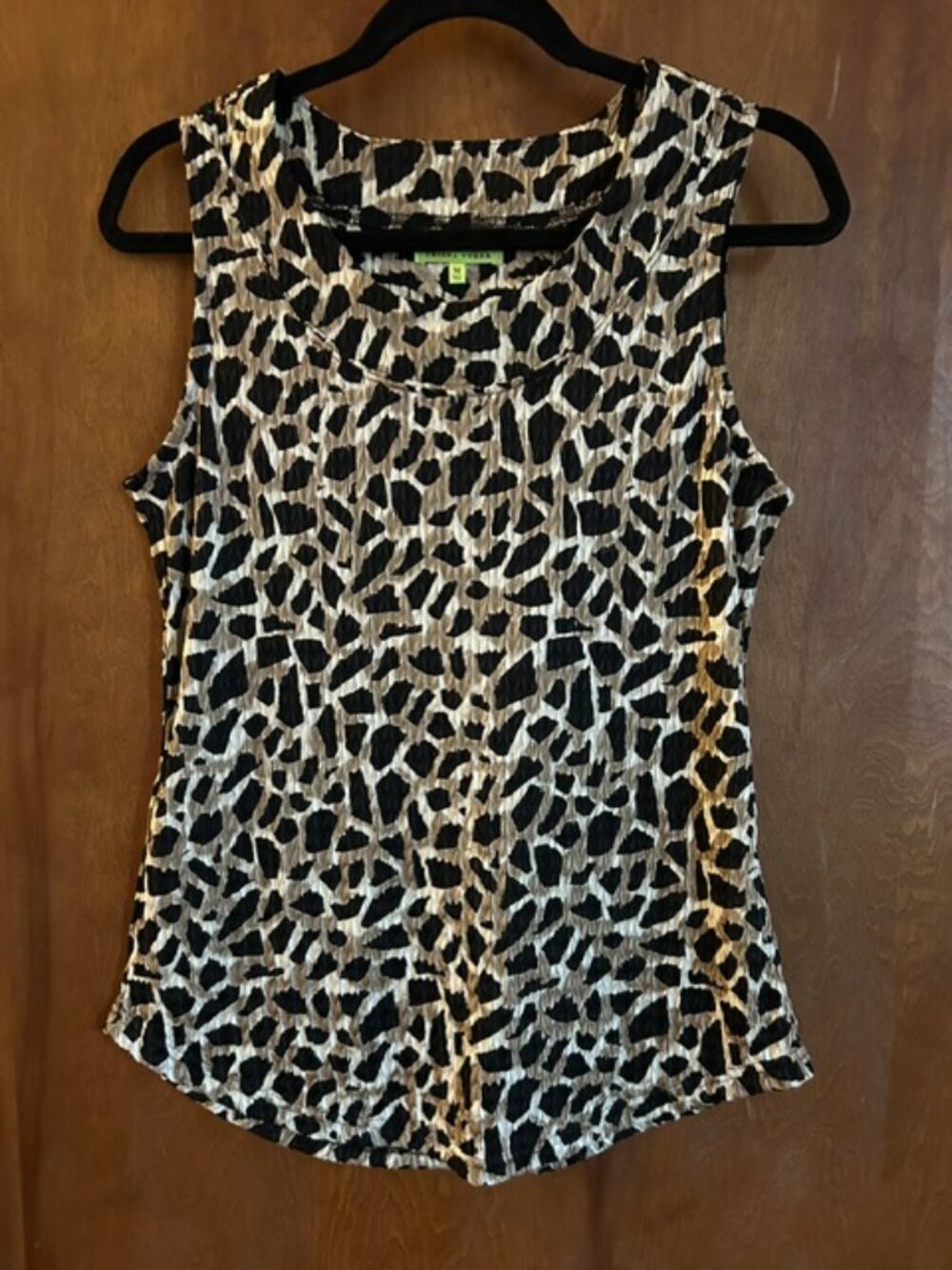 Trisha Tyler textured leopard print tank - Medium - Like New!